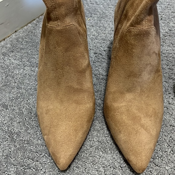 Ann Taylor Kady Faux Suede Tortoise Block Heel Booties Tan 10 - Picture 8 of 10